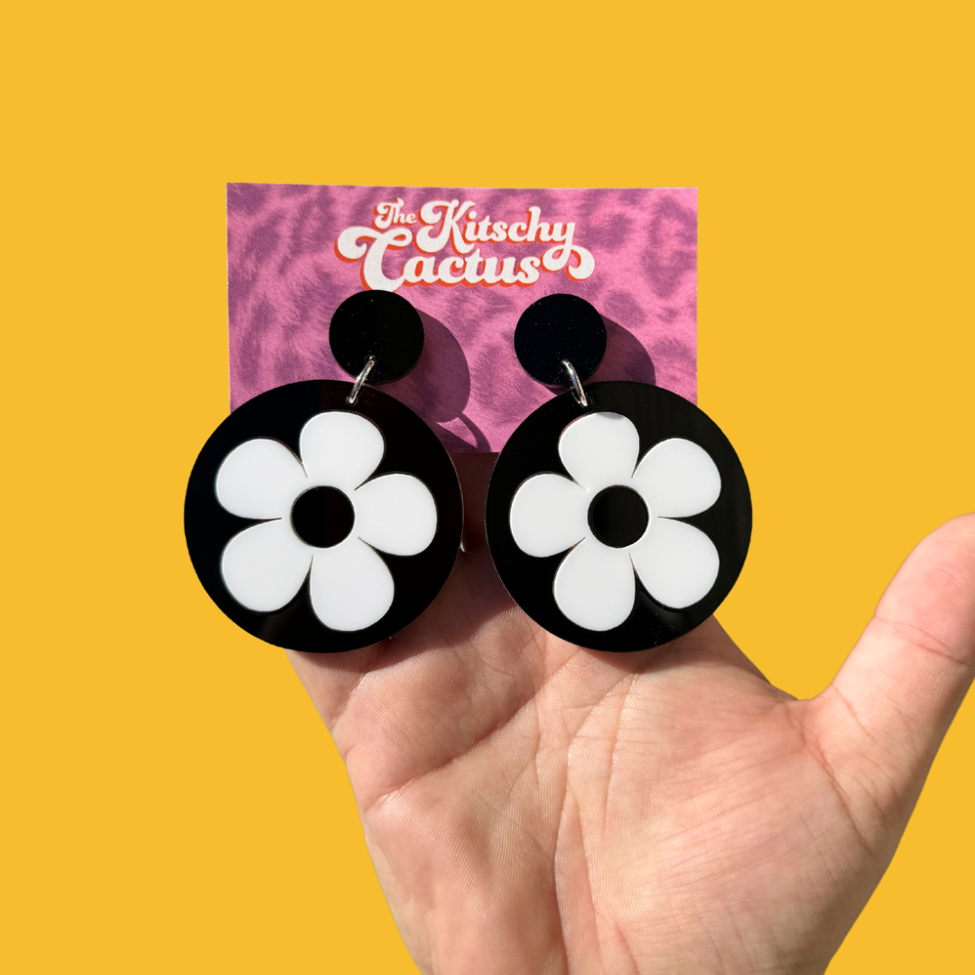 Black and White Retro Inspired Flower Earrings - The Kitschy Cactus