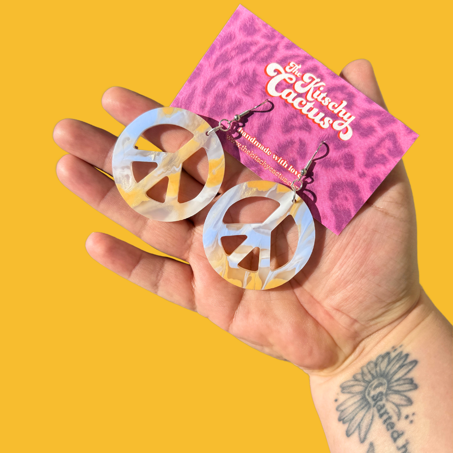 Peace Sign Earrings - The Kitschy Cactus
