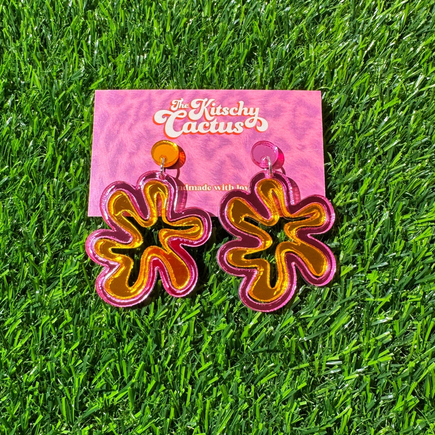 Shagadelic, baby! (pink & orange mirror)