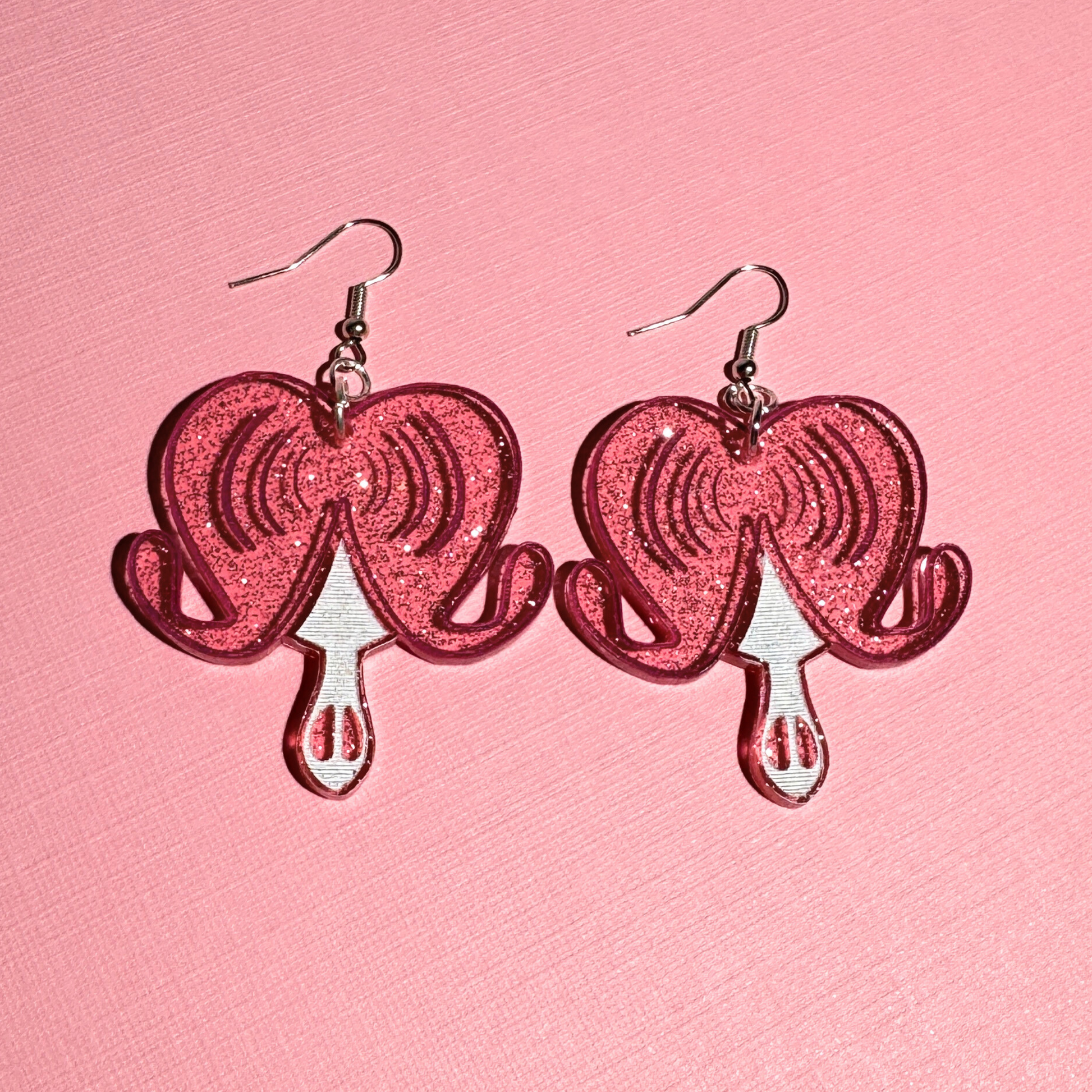 Bleeding Heart Flower Earrings - The Kitschy Cactus