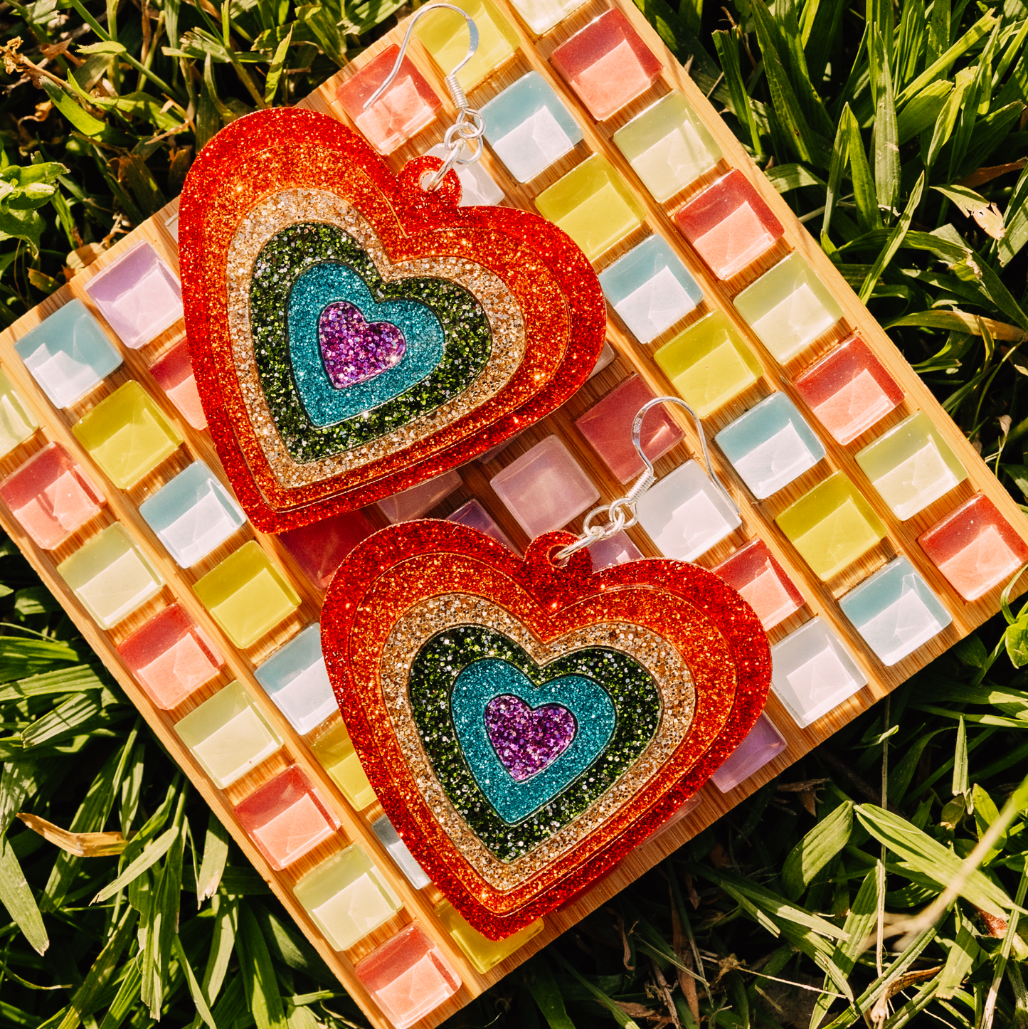 I Feel Love (Rainbow Glitter Hearts)